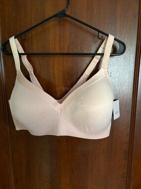 NWT - Light Pink Auden Lightly Lined Wirefree Bra - 42DD